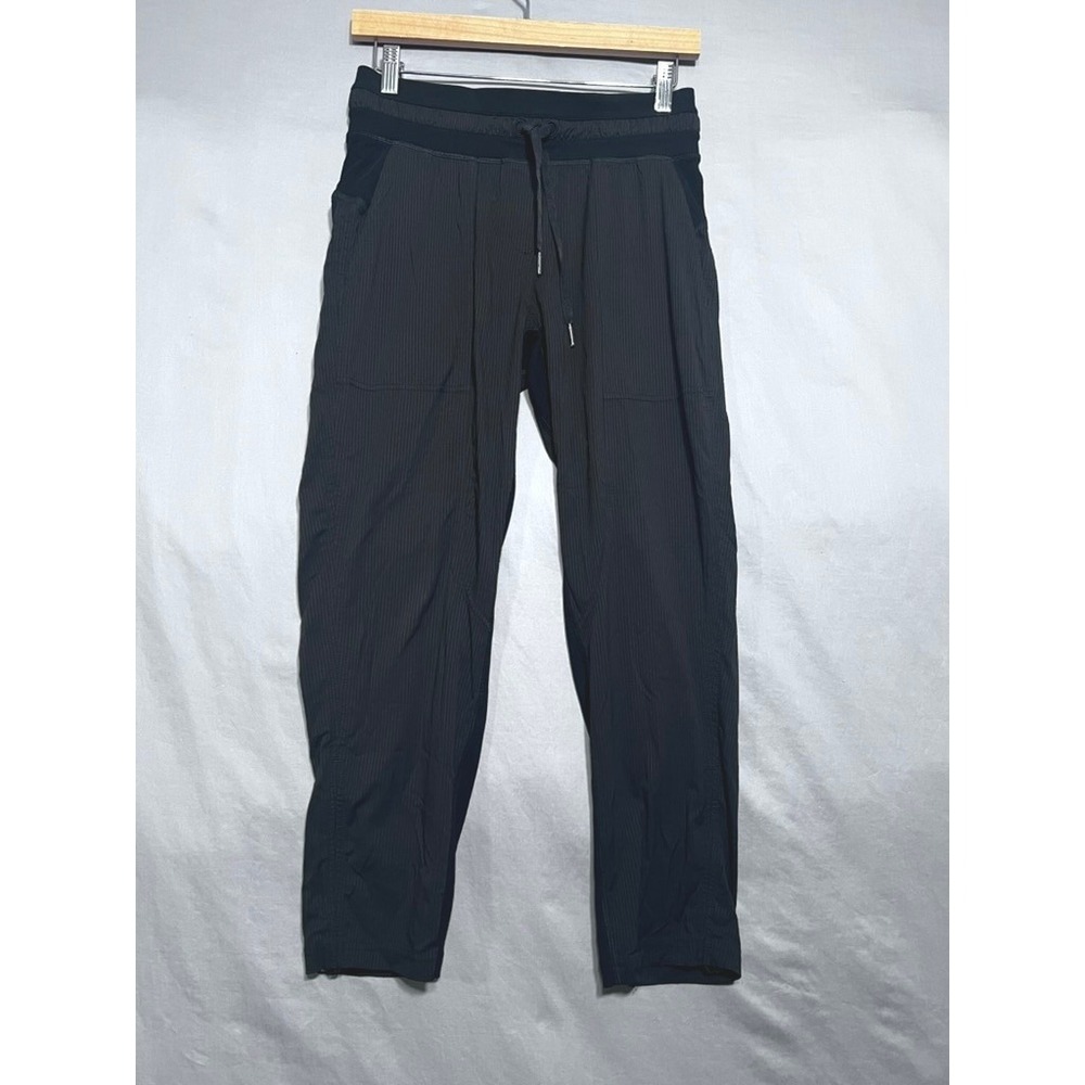 Lululemon Dance Studio Pants Black Pinstripe Jogger Size 6 24.5 Inseam